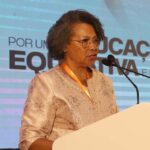 Educação promove riqueza social e económica para Angola