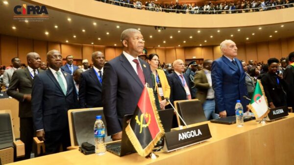 Angola pode afirmar-se como potência regional com presidência da UA