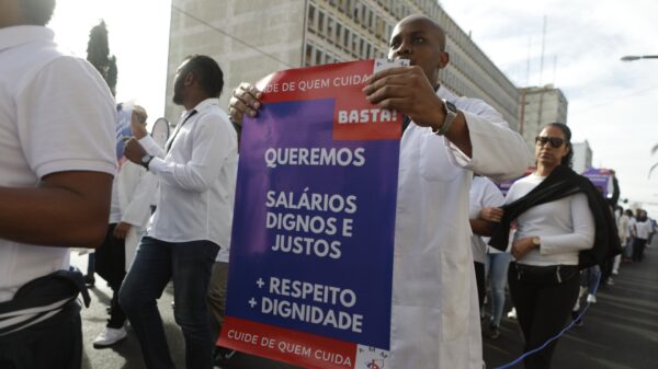 Profissionais de saúde moçambicanos ameaçam retomar greve