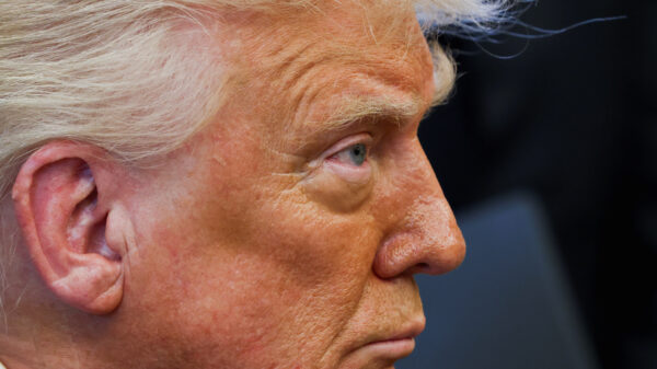 Tribunal rejeita tentativa de Trump de acabar com status legal de imigrantes venezuelanos