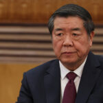 Vice-premiê da China pede ao governo que apoie empresas diante das tarifas dos EUA