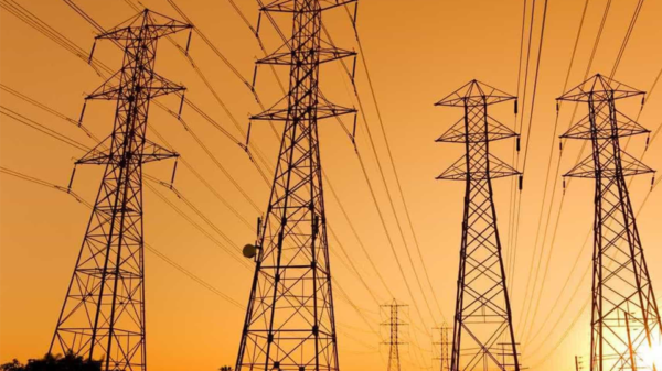 Apagão: Rede de energia de Espanha diz que recuperação deve demorar 6 a 10 horas