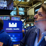Futuros recuam com novas tarifas de Trump antes de decisão do Fed
