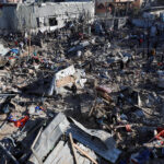 Ataques israelenses em escola com famílias desabrigadas e mercado de Gaza deixam 38 mortos, dizem médicos