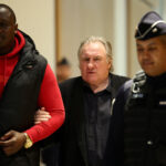 Tribunal francês considera Gérard Depardieu culpado de agressão sexual em set de filmagem