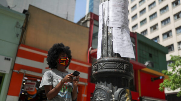 Desemprego no Brasil em abril de 2025 atinge menor nível desde 2012