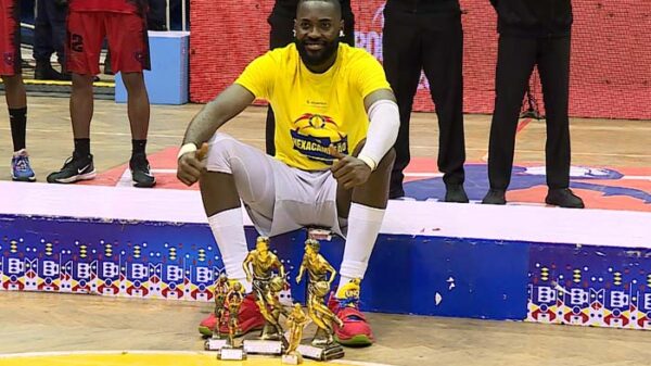 Aboubakar Gakou eleito MVP do nacional de basquetebol