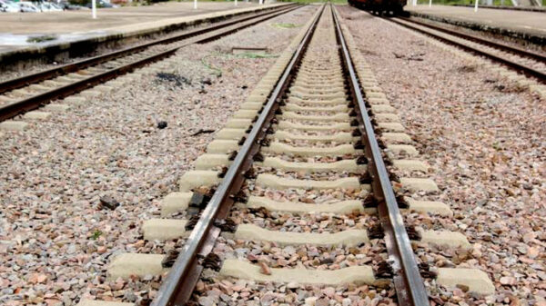 Reino Unido financia ferrovia entre Luena e Saurimo