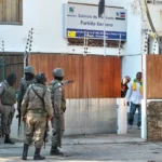 Renamo Maputo: polícia usa gás e retoma sede com confronto