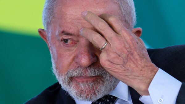 Governo Lula segue tendência de desaprovação, mas melhora percepção da economia, diz Genial/Quaest