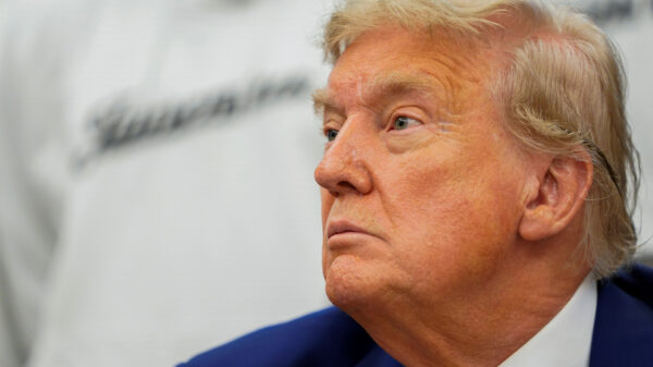 Trump decidirá sobre ação dos EUA no conflito entre Israel e Irã dentro de duas semanas, diz Casa Branca