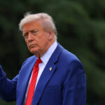 Trump diz que EUA "obliteraram" instalações nucleares do Irã, que diz reservar "todas as opções" para se defender