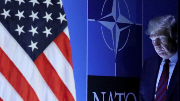 Trump pressionará membros da Otan durante cúpula por mais gastos com defesa