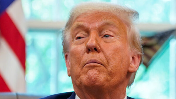 Trump diz que instalações iranianas atingidas pelos EUA foram "totalmente destruídas"