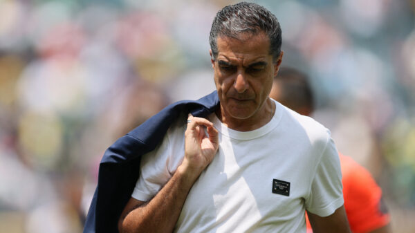 Botafogo demite técnico Renato Paiva após eliminação na Copa do Mundo de Clubes