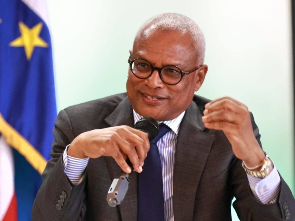 José Maria Neves discursa em Coimbra e propõe Cabo Verde como laboratório global de inovação e sustentabilidade.