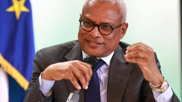 José Maria Neves discursa em Coimbra e propõe Cabo Verde como laboratório global de inovação e sustentabilidade.