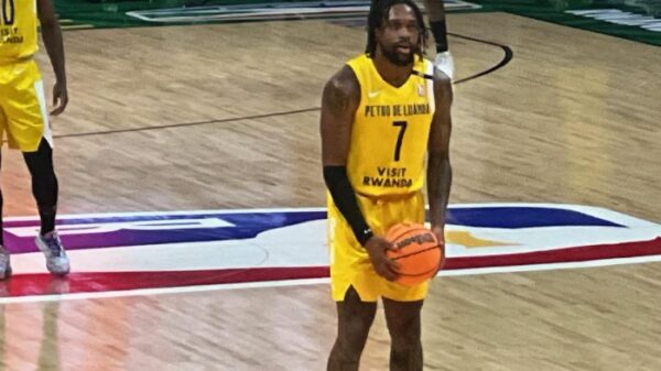 Kendrick melhor cestinha do Petro de Luanda na final da BAL