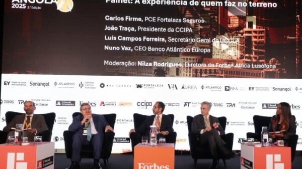 Ministro aponta turismo como “âncora” da diversificação económica