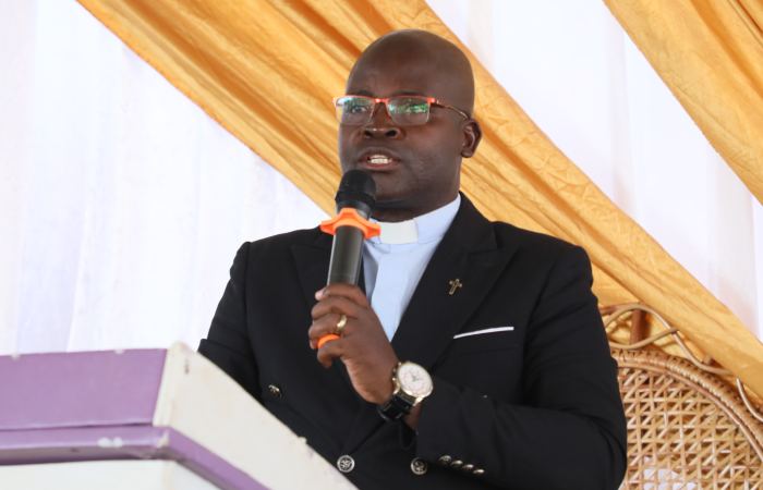 Pastor apela à colaboração dos fiéis na melhoria da vida social