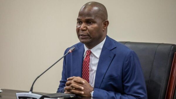 PR moçambicano pede paz duradoura para atrair investimentos e desenvolver o país