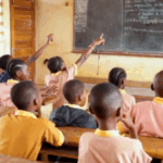 Governo africanos estão a falhar no financiamento da educação - HRW
