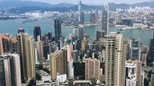 Quinze estudantes de Hong Kong suspeitos de morrerem este ano por suicídio