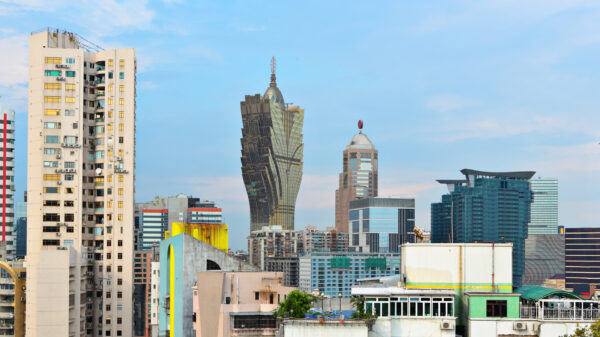 Trabalhadores migrantes em Macau aumentaram 20,9% desde o fim da política 'zero covid'.