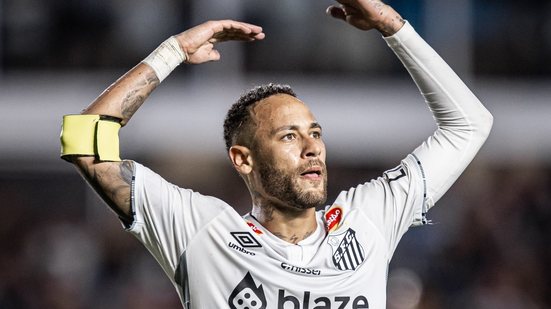 Neymar renova com o Santos até ao final de 2025