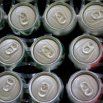 OMS pressiona por um aumento de 50% nos preços de açúcar, álcool e tabaco