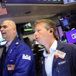 Futuros de Wall Street oscilam pouco antes de dados de emprego dos EUA